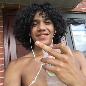 Meet your Posher, Shawn